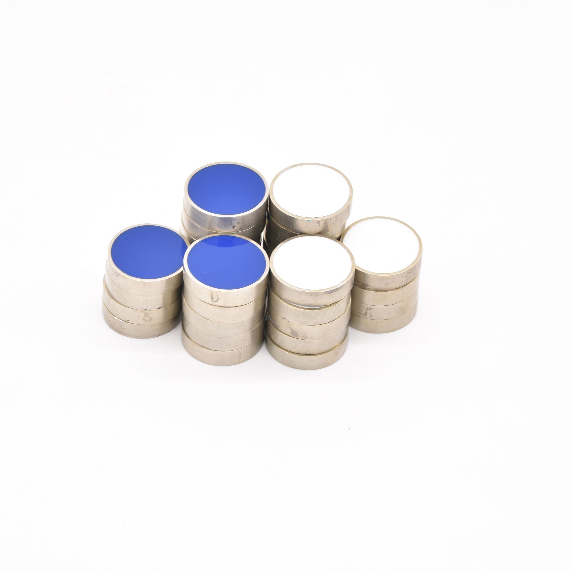 CHECKERS-RESIN W/BRASS RING-30MM-BLUE VS WHITE